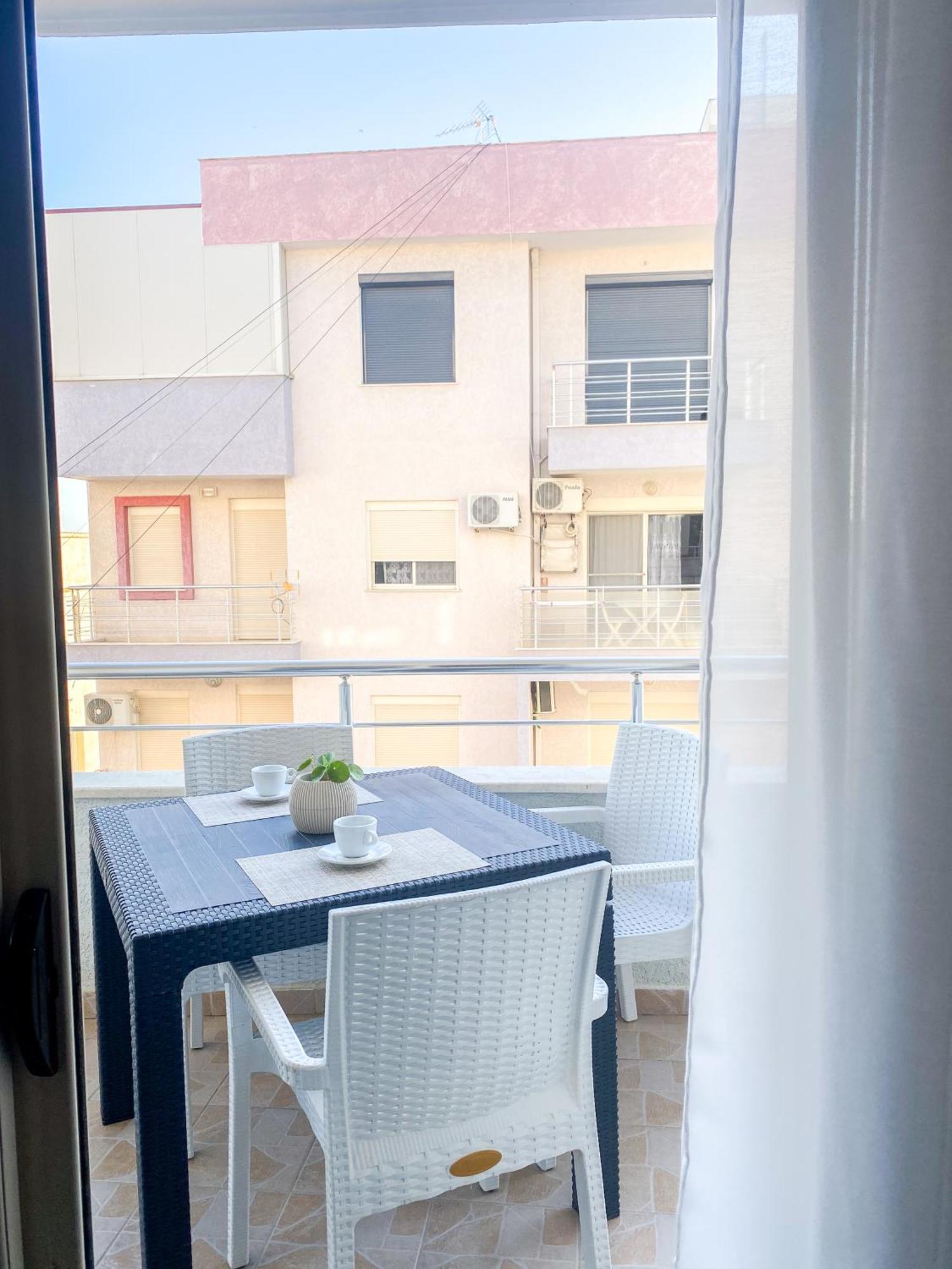 Lunasol Seaside Apartments Durrës Eksteriør bilde