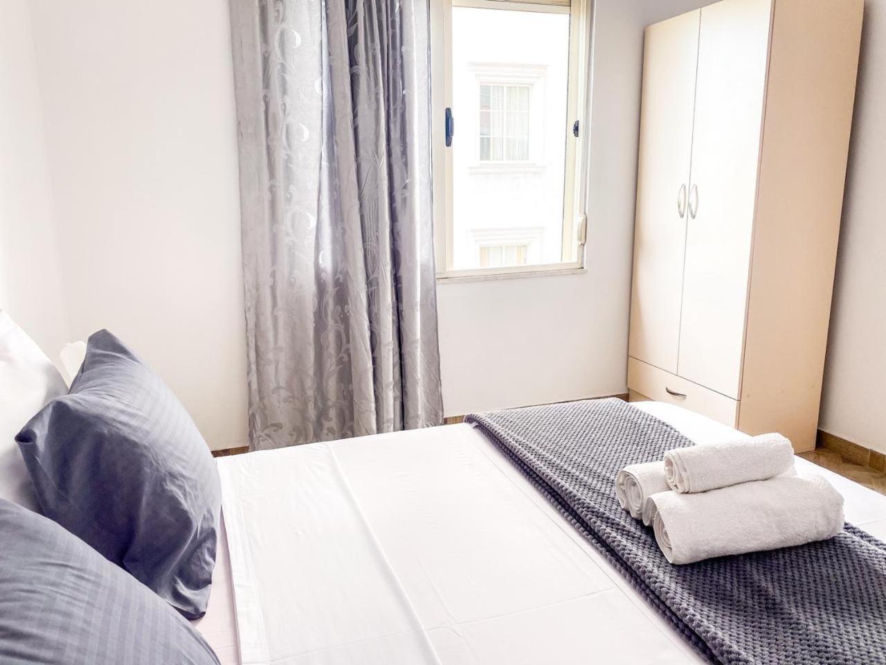 Lunasol Seaside Apartments Durrës Eksteriør bilde