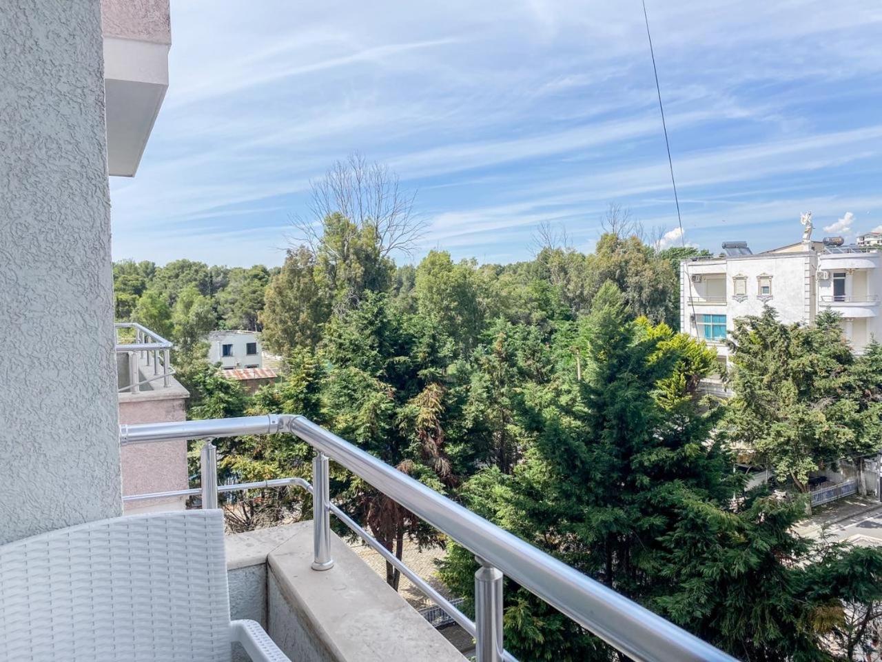 Lunasol Seaside Apartments Durrës Eksteriør bilde
