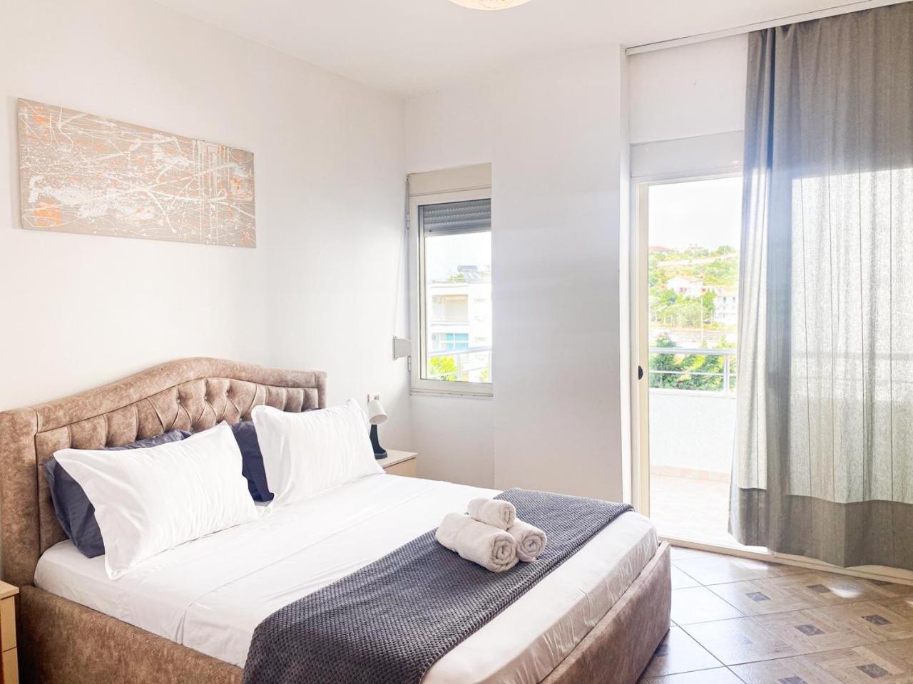 Lunasol Seaside Apartments Durrës Eksteriør bilde