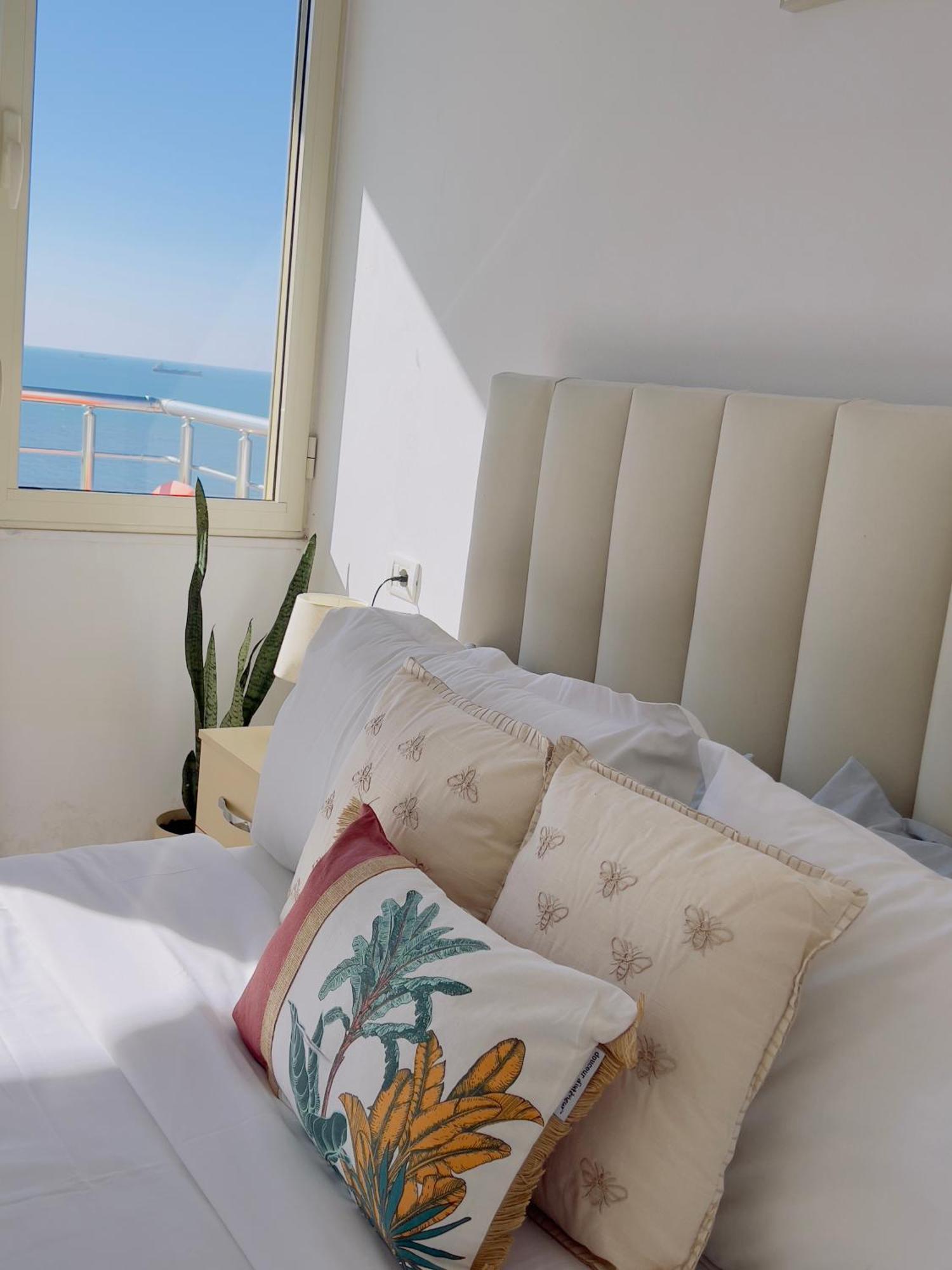 Lunasol Seaside Apartments Durrës Eksteriør bilde
